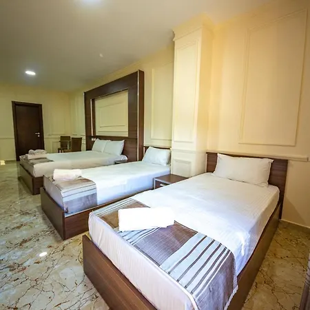Royal Park 3* Qerret (Tirana)