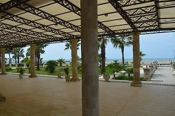 Royal Park 3* Qerret